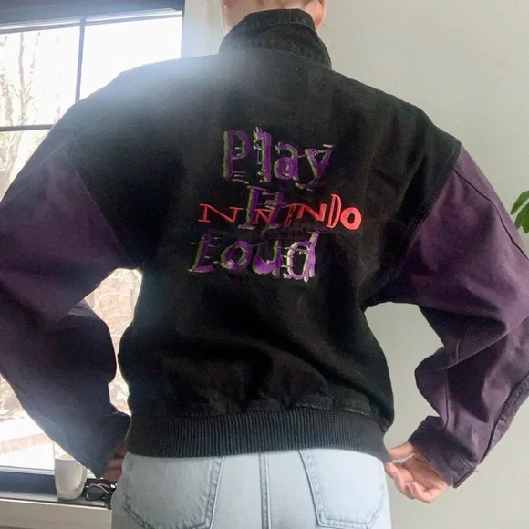 Vintage 90s Nintendo Women's Black and Purple Varsity Jacket - Picture 4 of 16